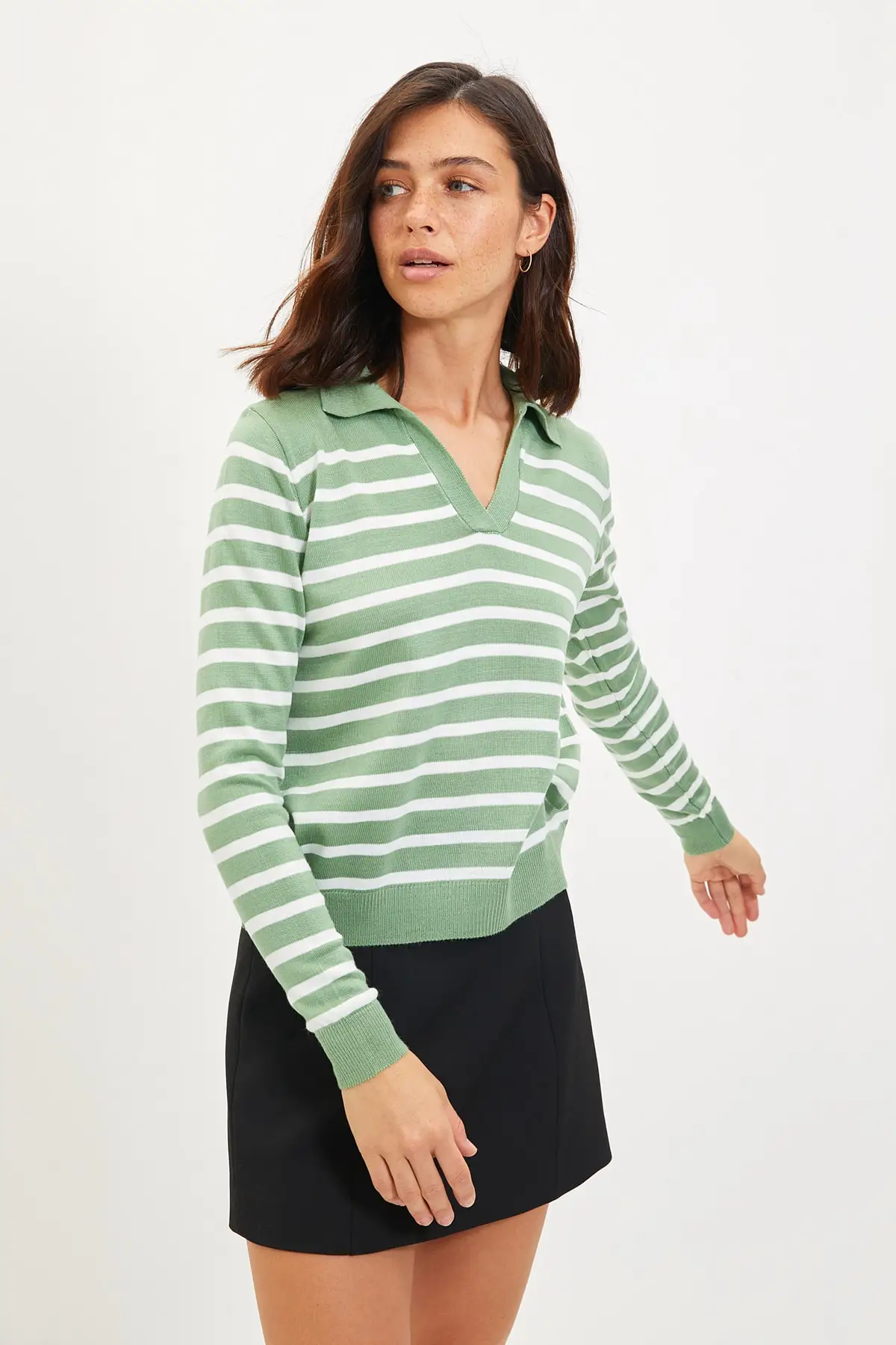 

Trendyol Polo Collar Striped Knitwear Sweater TWOAW22KZ2101