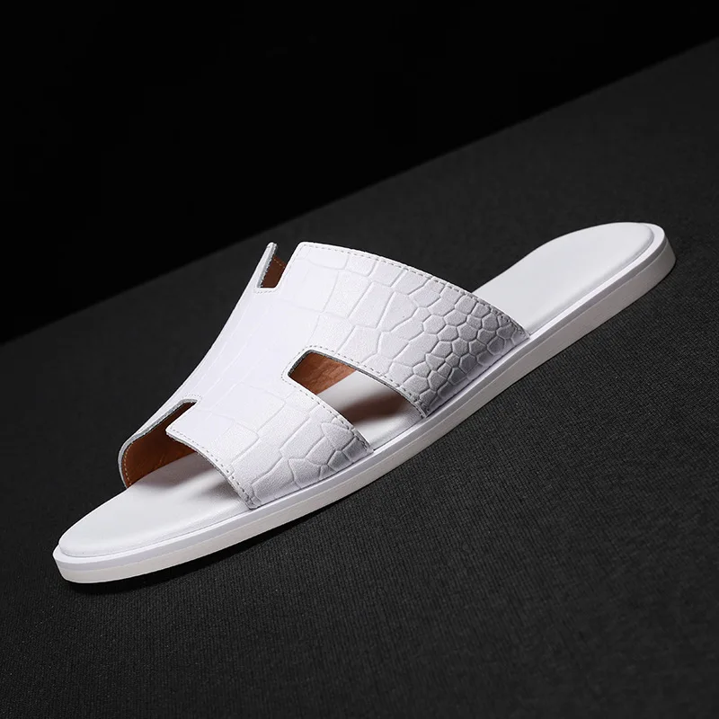 New Genuine Leather Non-slip Slippers Men Beach Sandals Comfortable Summer Shoes Men Slippers Classics Men Flip Flops