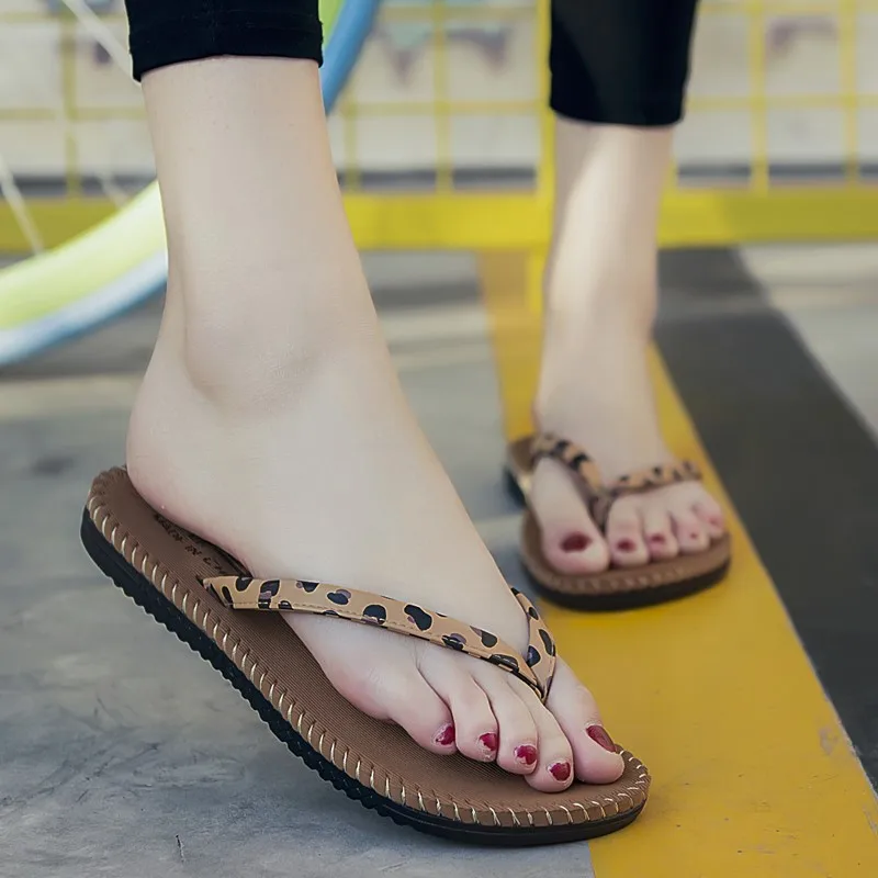 

women's summer flat bottom pinch foot couple sandals fashion non slip men's and women's bathroom beach shoes DY3061