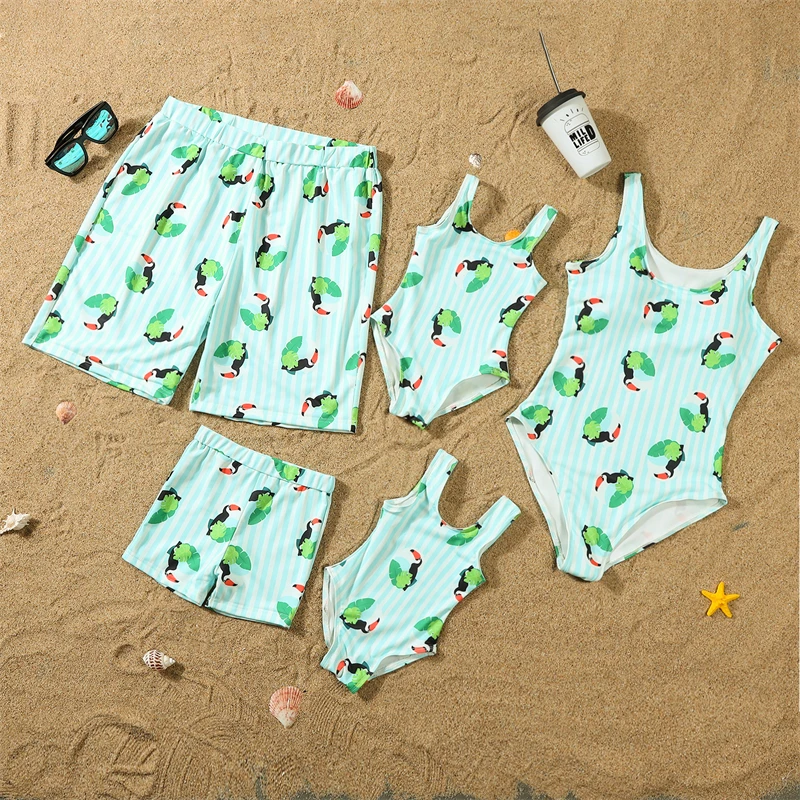 

2023 New Family Matching Swimwear Mom and Me Tropical Plant Print Splicing Ruffle One-Piece Swimsuit Swim Men Boy Trunks Shorts