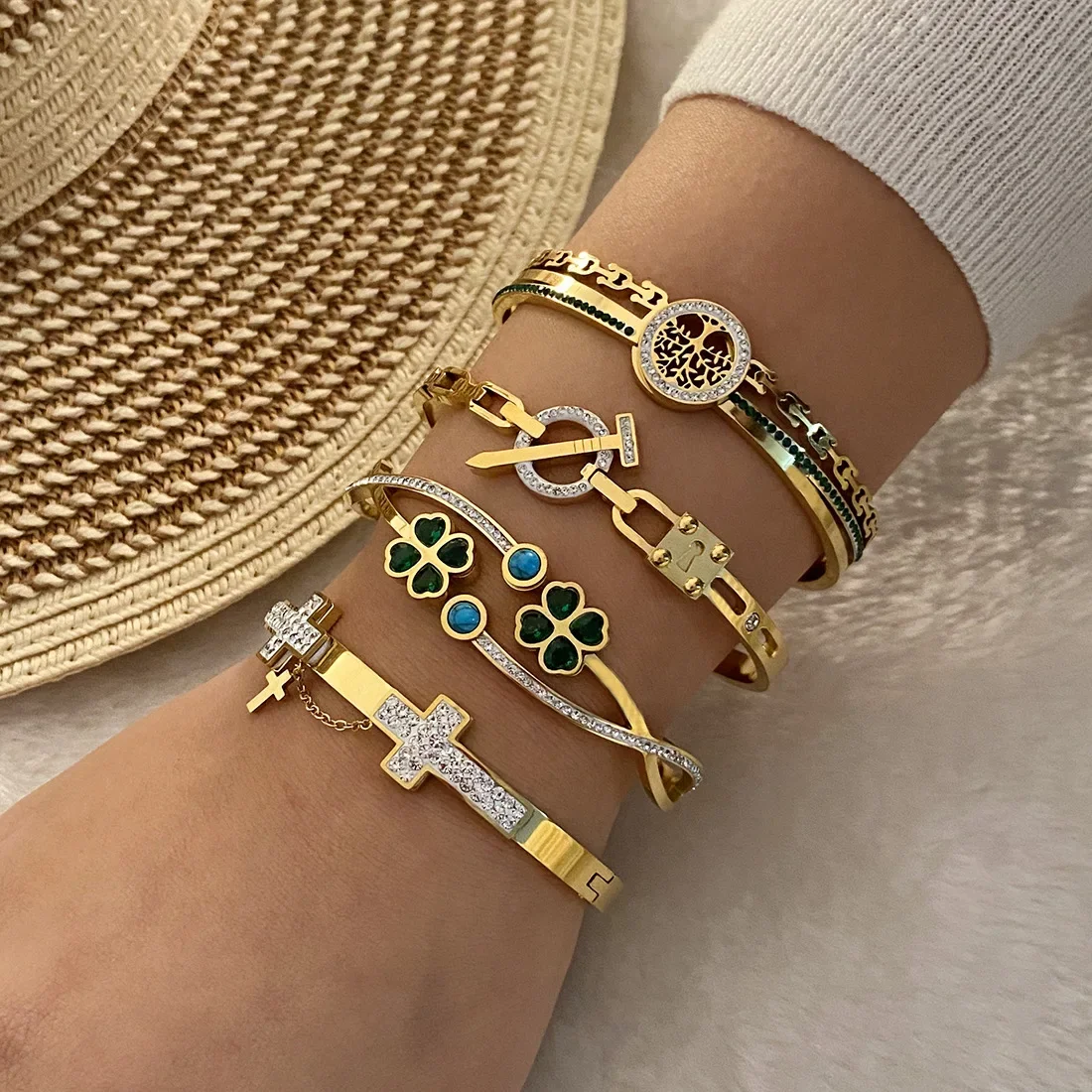 Женский браслет из нержавеющей стали с крестом и цветком