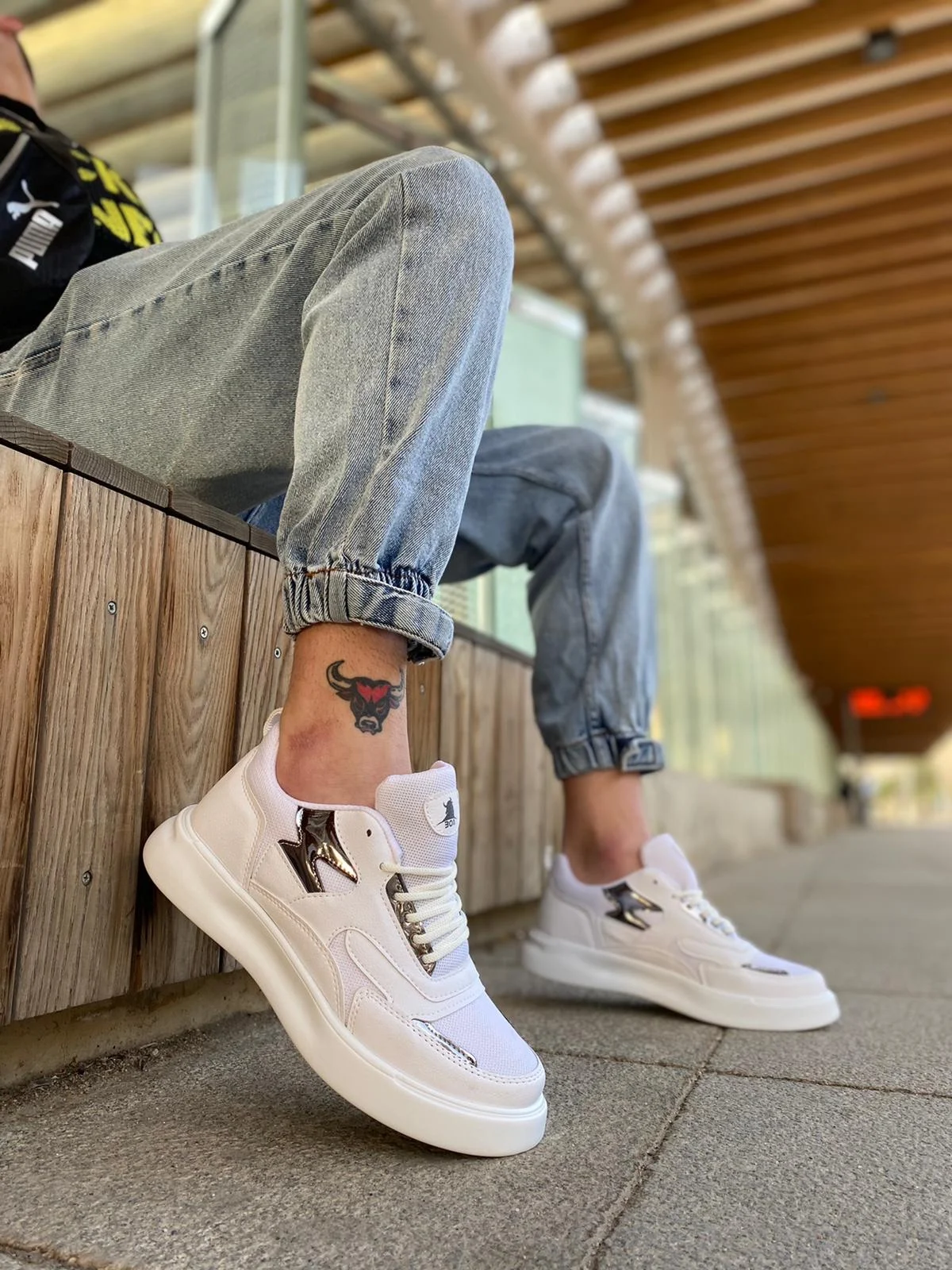 

BA0200 men white laced high sole style sneakers