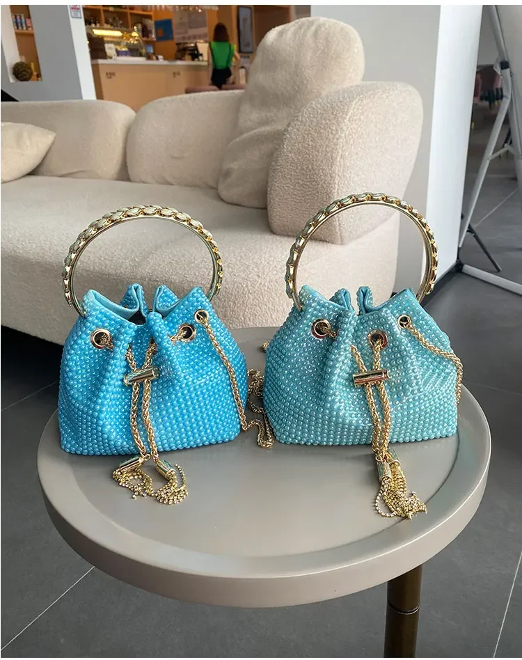 

Bling Shiny Bucket Purse Women Handbag Luxury Tassel Crystal Metal Ring Handle Clutch Bag Wedding Party Shoulder Messenger Bag
