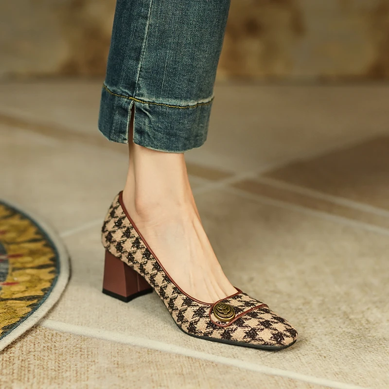 

2022 New Spring Woman Shoe French Retro Slip-On Women Pumps Square Toe Heels Shoes Women Zapatos De Mujer Heels Women Handmade