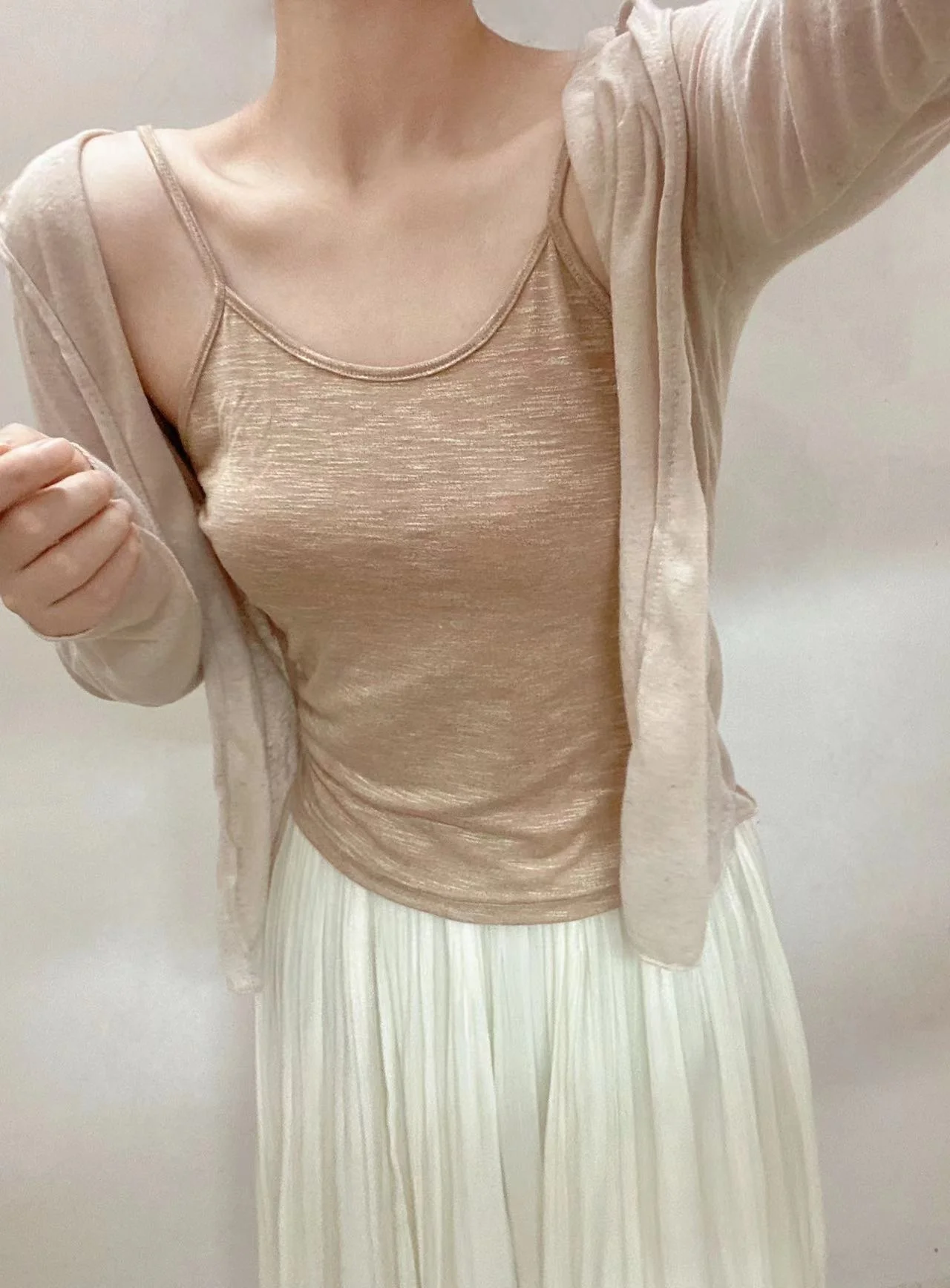 

Special price feedback: people are very good at wearing pure desire, gentle wind, small suspender vest, female summer, slim fit,