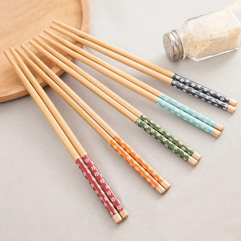 

1 Pairs Chinese Classic Wooden Chopsticks Reusable Traditional Vintage Handmade Natural Flower Bamboo Chopsticks Sushi Tools