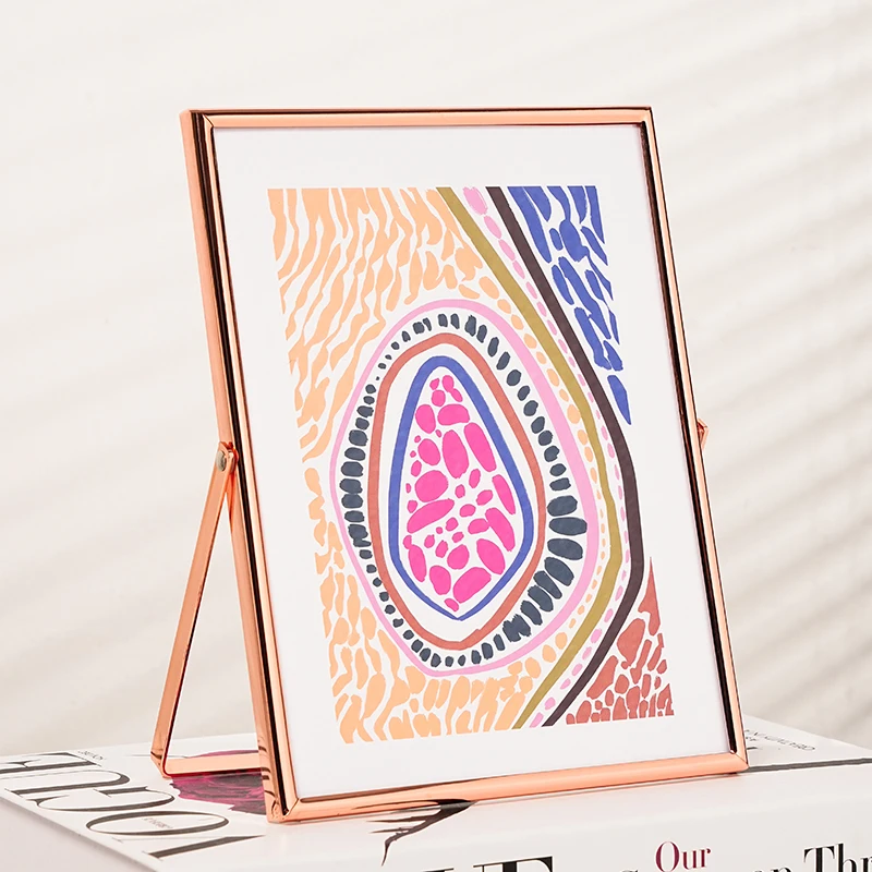 

Poster Modern Photo Frame Metal Living Room Painting Personalized Photo Frame Children Antique Quadro Pequeno Home Decorations