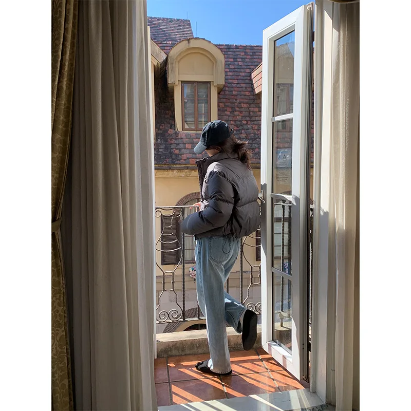 Down Jacket Female 2022 Winter New Korean Version of A Small White Duck Down Warm Bread Clothes Jacket