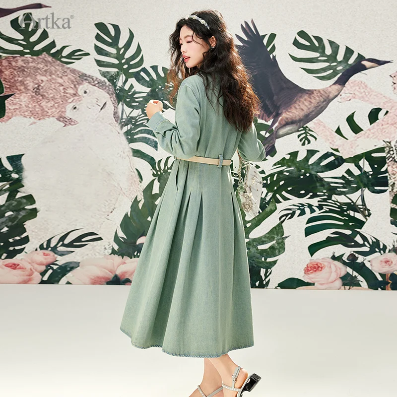 Женское джинсовое платье-рубашка с поясом ARTKA синее длинное винтажное длинным