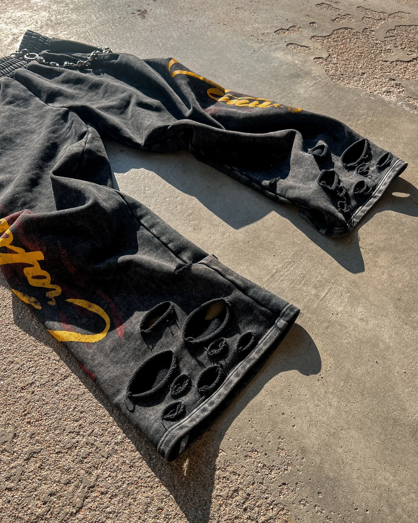 High Street Hip Hop Новые черные джинсовые брюки Y2k Goth Harajuku Мужская одежда Рваные