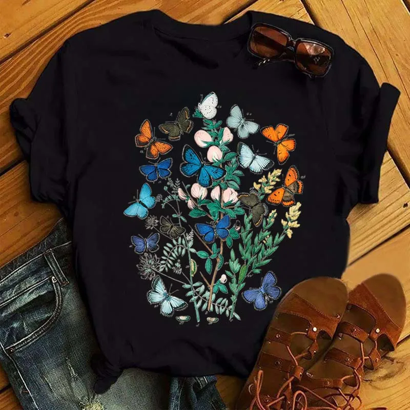 

Fashion Women Black T Shirt Butterfly Kiss Flower Print T Shirt Harajuku Cute Graphic Tee Female Ladies Casual T Shirt Clothing