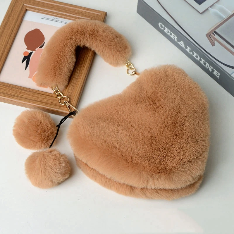 Winter Plush Heart shaped Women's handbag Cute Fashion Chain Shoulder Bag Female Clutch Purse Love Messenger Bag