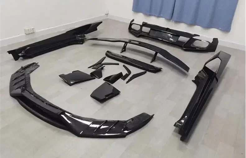 СПОЙЛЕР ЗАДНЕГО БАГАЖНИКА ИЗ УГЛЕРОННОГО ВОЛОКНА ПЕРЕДНЯЯ ГУБКА НАБОР