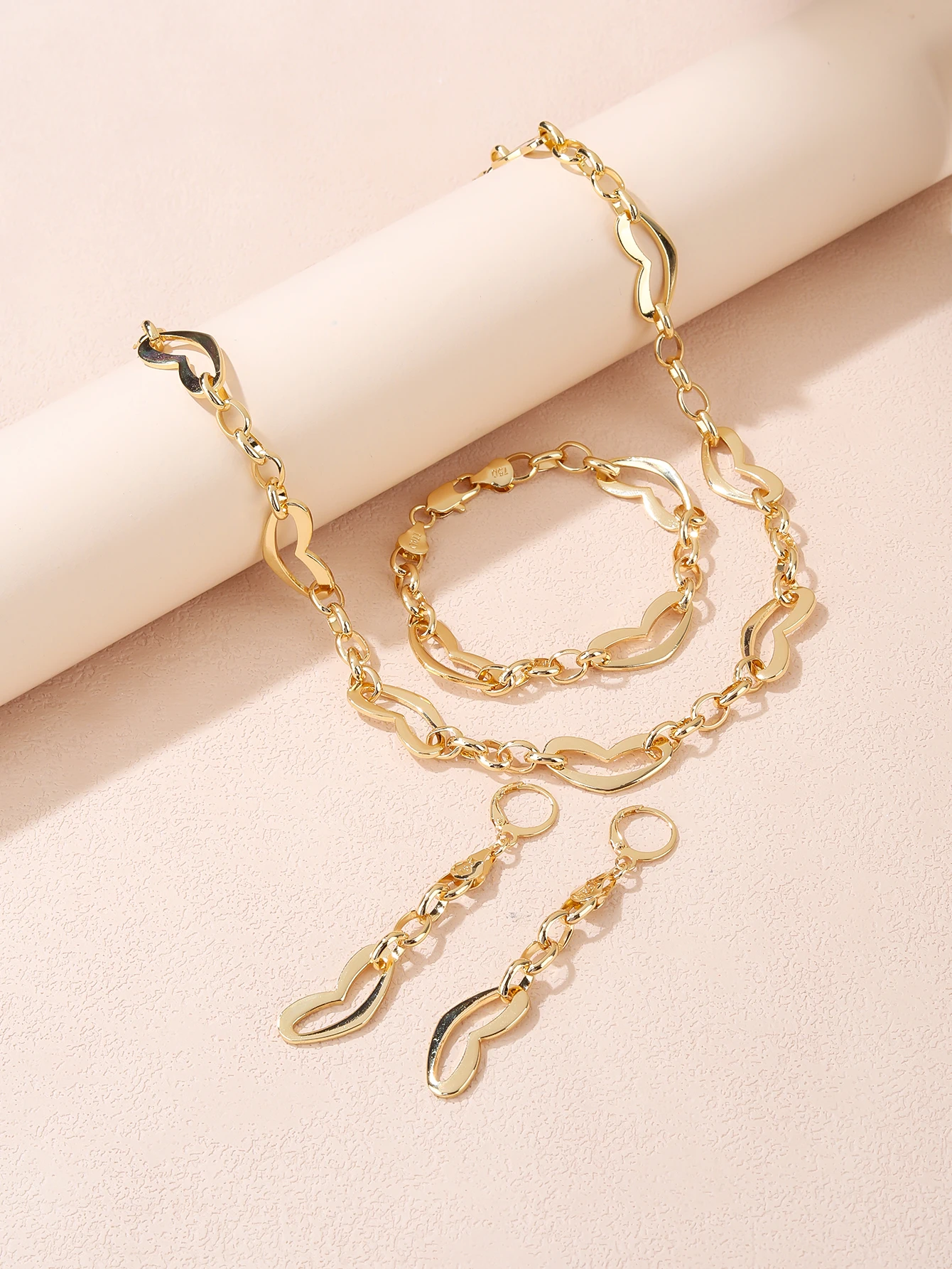 

DM Design 2022 Popular Heart Shaped Clavicle Necklace Bracelet Earring Set Ladies High Jewelry Wedding Party Birthday Gift