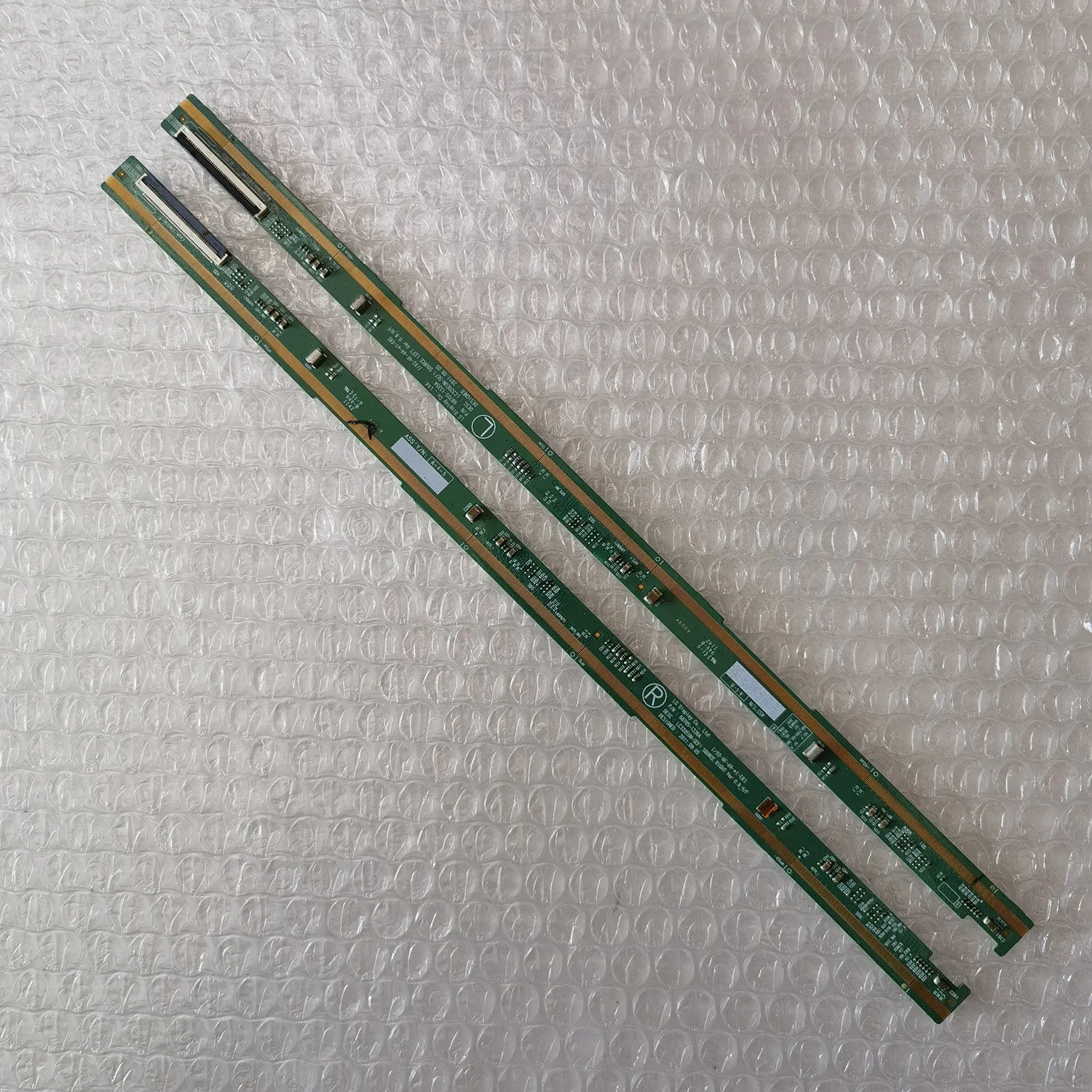 

6870S-1335A 6870S-1336A LCD PCB Parts
