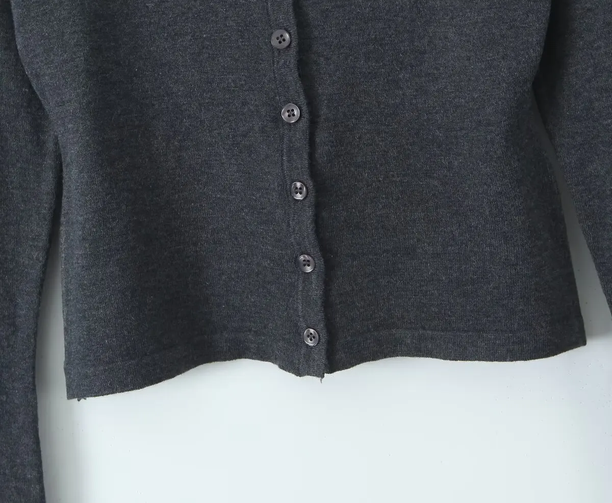 Женская футболка с хлопковым воротником и кародвигом