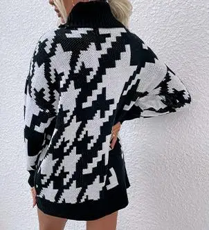 Рисунок 2 - Женский трикотажный свитер-блузка средней длины