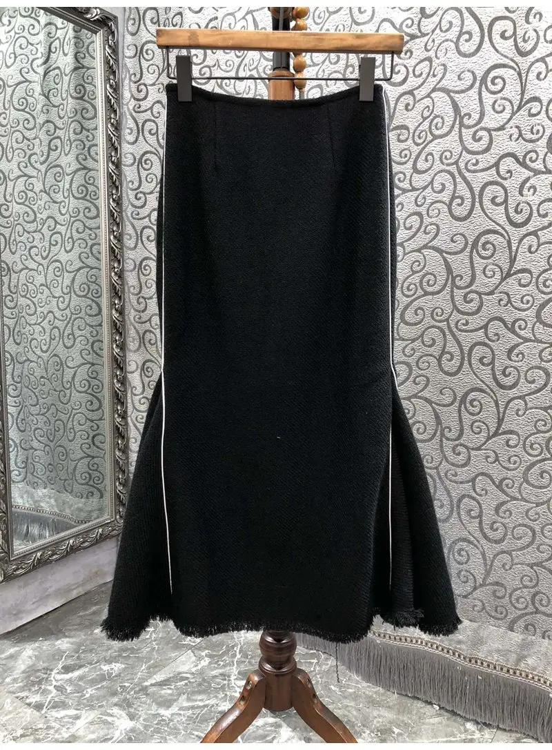 High Quality New Long Skirts 2022 Winter Women High Waist White Color Block Tassel Deco Casual Party Long Black Mermaid Skirts
