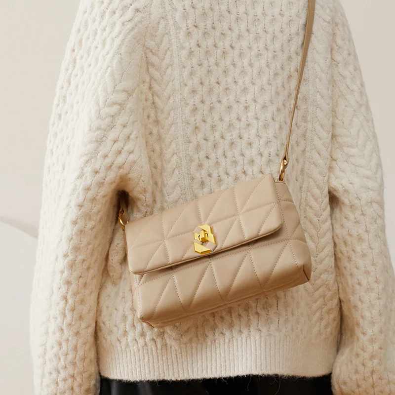 LOERSS Women's Casual Chain Underarm Bag Genuine Leather High Quality Shoulder Shopping Purse and Handbags Solid Color Bag