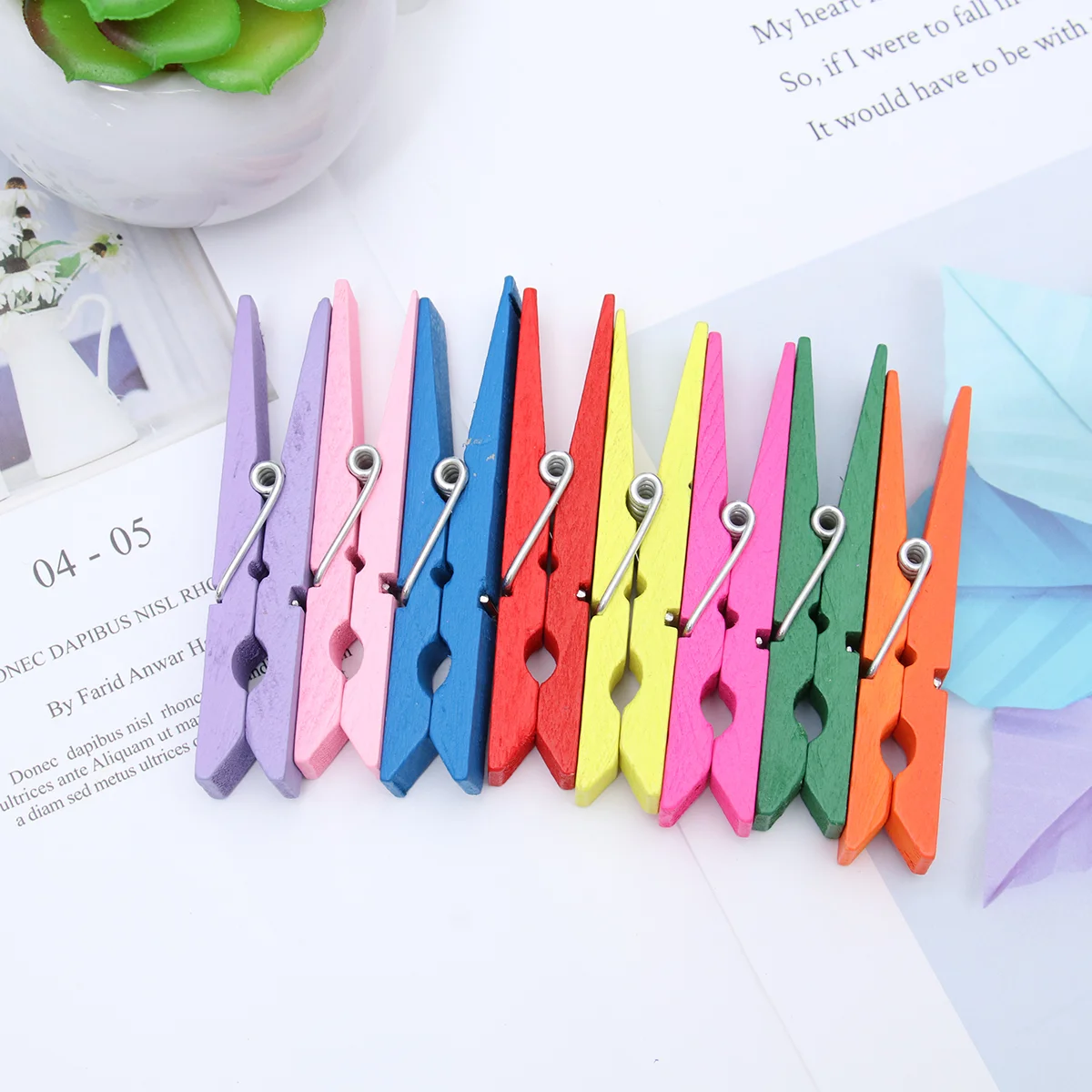 

48PCS Wooden Colored Wooden Clip Snacks Sealing Clips With Rope（Random Color)