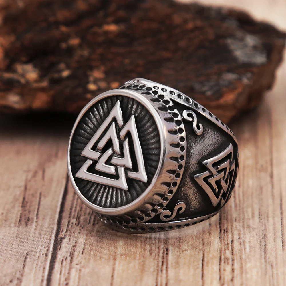 

Vintage Viking Valknut Ring Men Biker Amulet Nordic Odin Triangle Viking Ring Stainless Steel Fashion Classic Jewelry Gift
