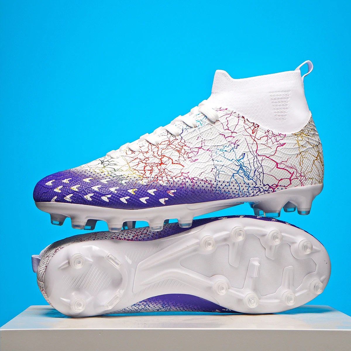 Футбольные бутсы профессиональные полевые футбольные для женщин с