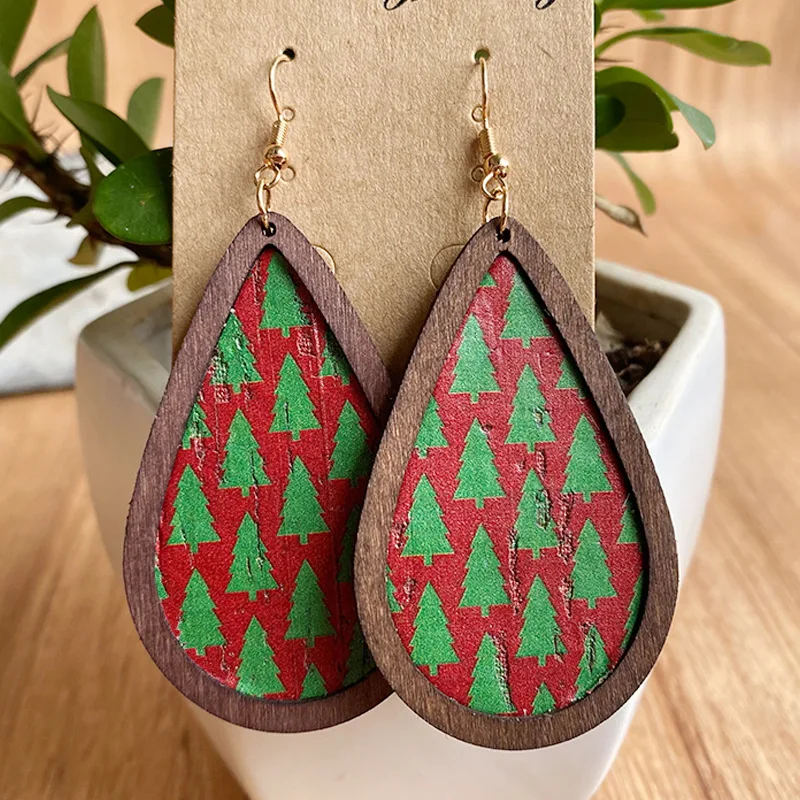 

European and American Exaggerated Plaid Star Wood Vintage Earrings Christmas PU Leather Bark Grain Wood Frame Earrings