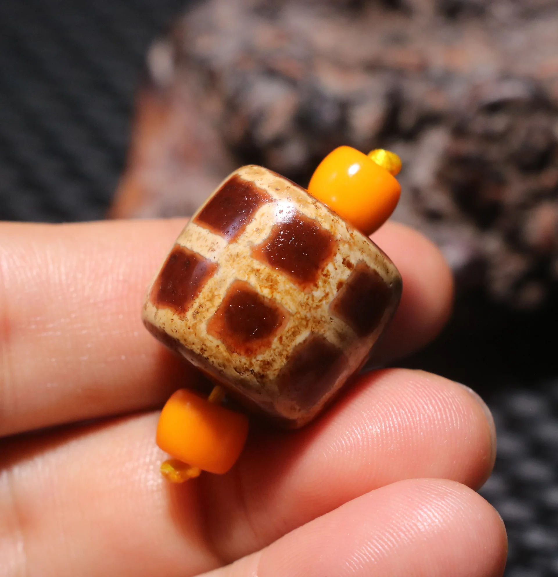 4А Энергия Тибетский Старый Агат Красный Цвет Крест Линия Ведро Форма dZi Подвеска