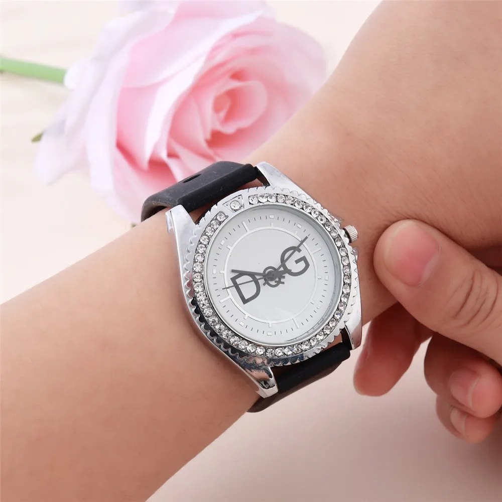 Women's Fashion Diamond Top DQG Luxury Brand Watches Casual Sport Watch For Women Ladies Silicone Quartz WristWatch Montre Femme