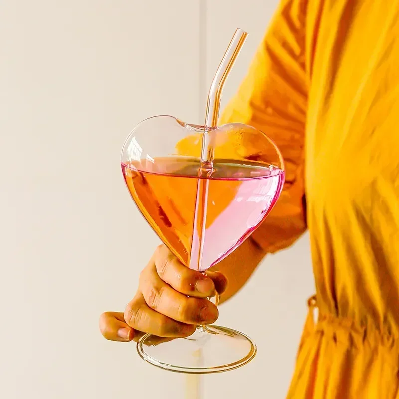 

Decoration Container Creative Cup Cup Wine Straw Drinkware Juice Water Heart-shaped Glass With Lovely Club 1pc Glass