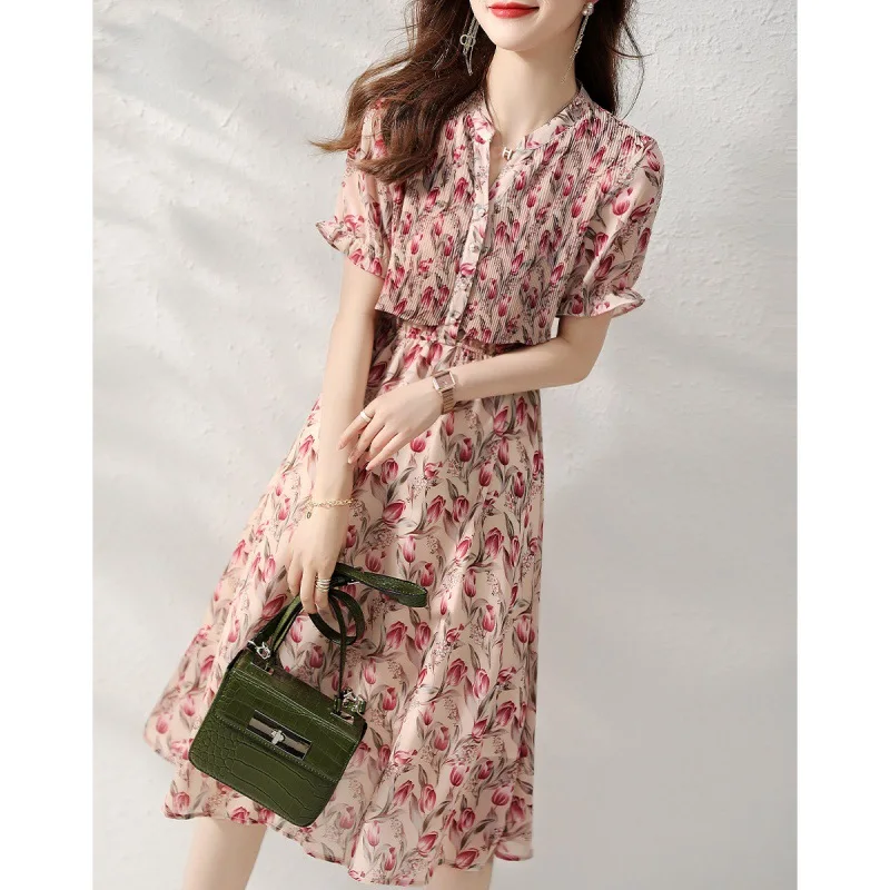 

Floral Woman Dress 2022 Summer New Fashion Elegant Folds Button V-Neck Pullover Elastic Waist Knee-Length Female Clothes Dresses