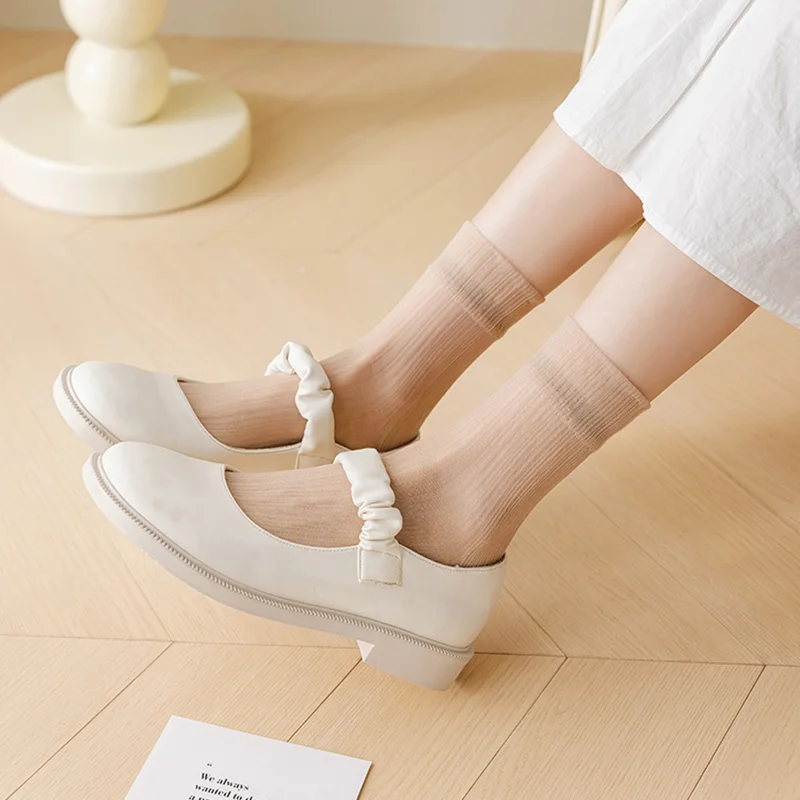 Summer Ultra-thin Silk Socks Women Anti-hook Silk Solid Breathable Crystal Invisible Socks Harajuku Designer Mid-tube Socks