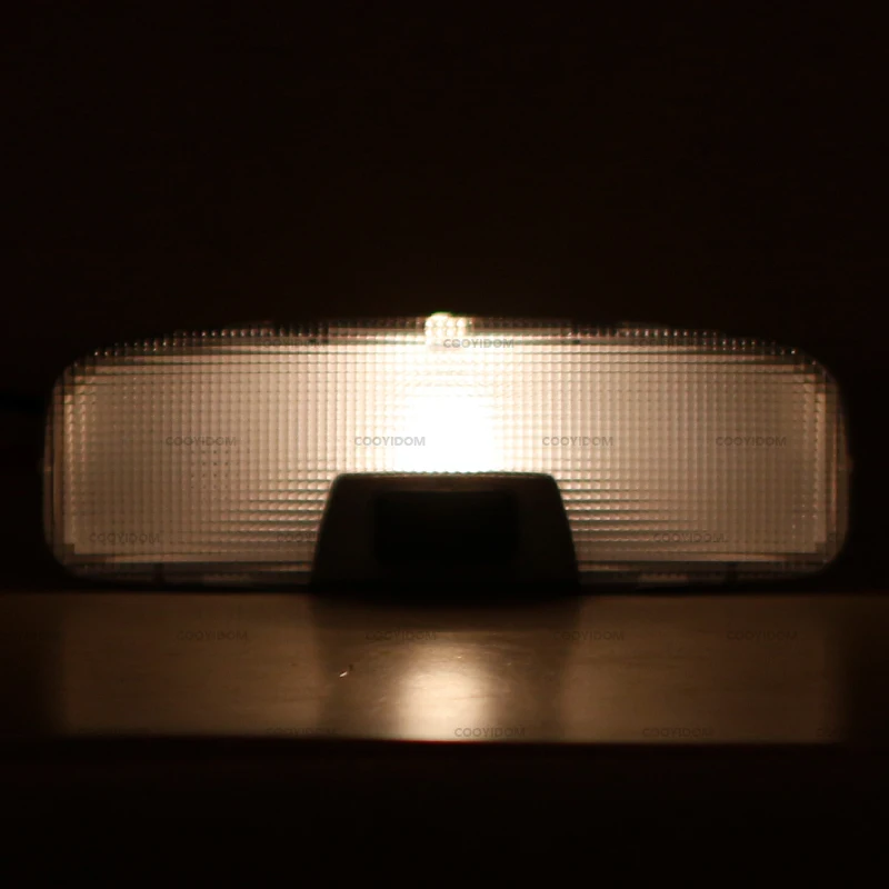 Лампа для чтения в салоне купольная лампа сигнальная одна кнопка Ford Focus Fiesta Mondeo