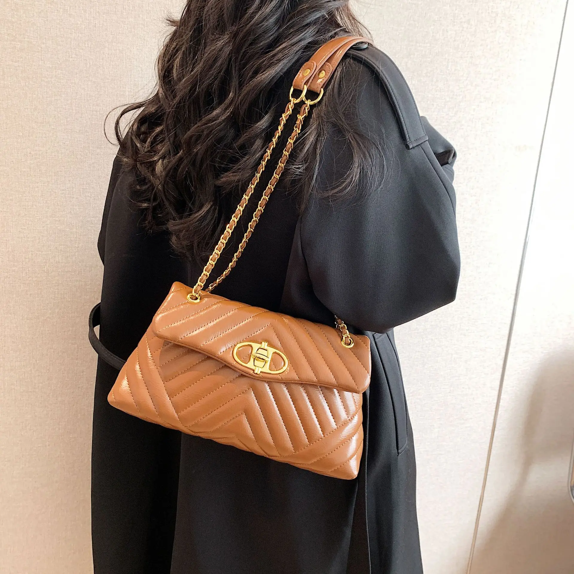 

Luxury Soft Leather Handbags Designer Retro Crossbody Bags For Women 2023 New Large Capacity Ladies Shoulder Messenger Bag Sac