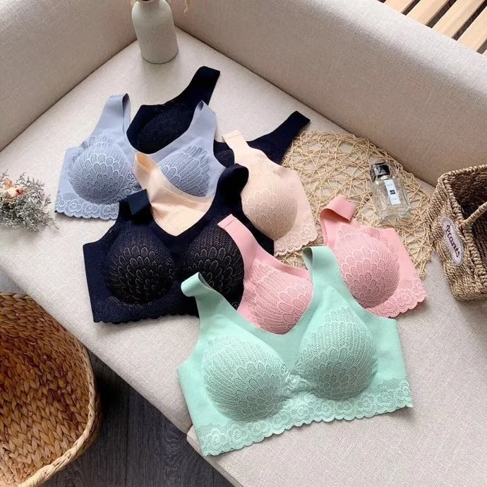 

Thai latex 4.0 underwear women's small chest without steel ring gathered traceless sports vest style lace back bra thin