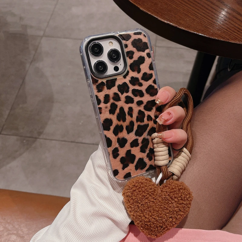 

Fashion Leopard Print Phone Case For iphone 15 14 13 12 11 Pro Max Soft IMD with Furry Love Heart Lanyard Shockproof Back C