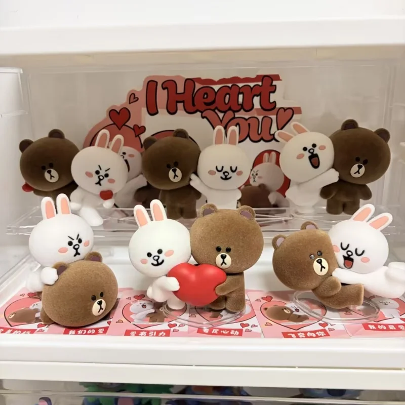 Фото Коллекционная мини-фигурка Line Friends из серии I Heart You, флокированная, модная игрушка, украшение для рабочего стола, подарок для пар №1