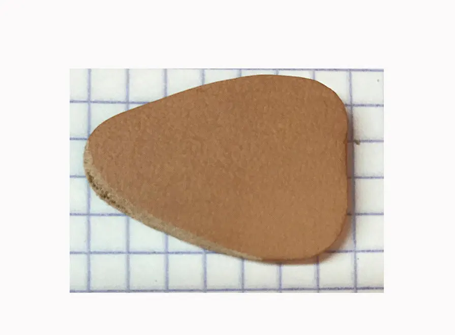 Медиатор кожаный для балалайки секунда альт Мозеръ P02 | Спорт и развлечения