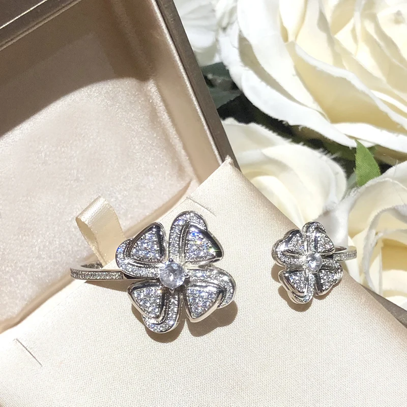 

The Sterling Silver Color Double Flower Bangle Fashion Fiorever Flower Bangle For Women's High End Luxury Jewelry New Year Gift