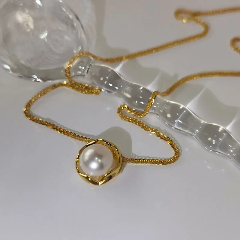 

Luxury Pearl Necklace Silver Color Fashion Design Pendant Necklace for Women