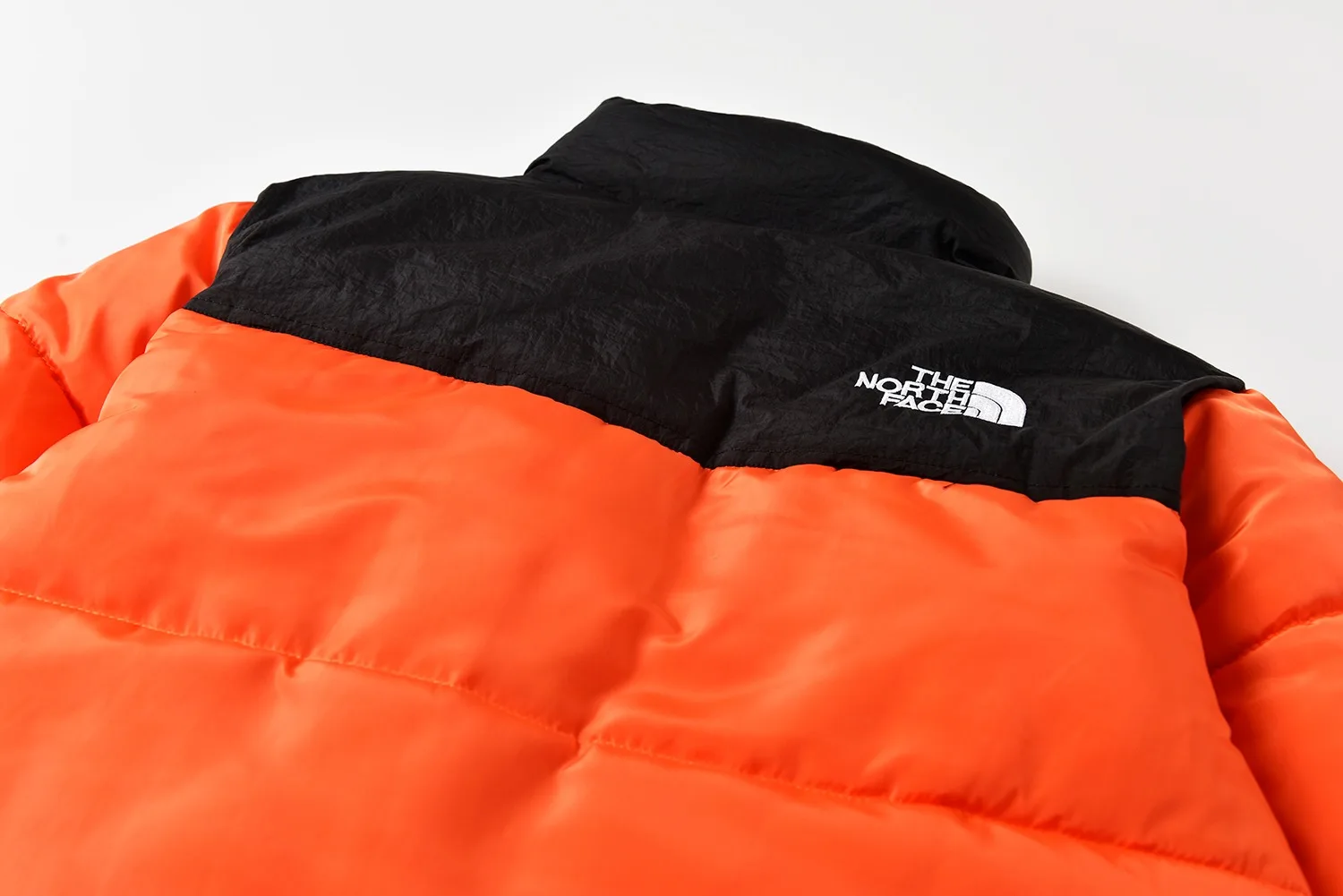 Пуховик The North Face ветрозащитный против пятен морщин Тонкая посадка Зимняя