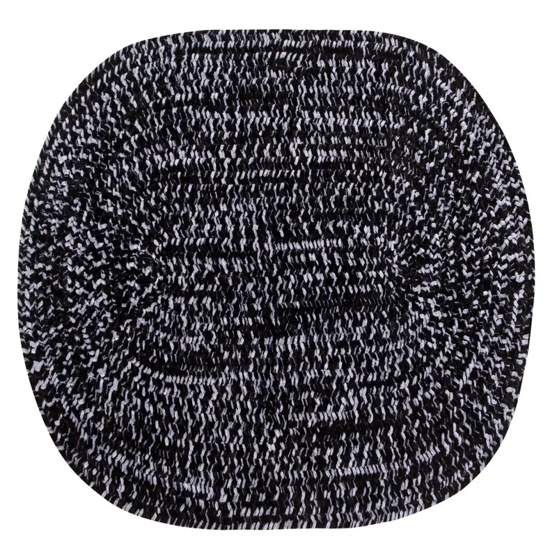 

Chic Chenille 22" x 40" Black and Gray Polyester Tweed Braided Rug for Interiors