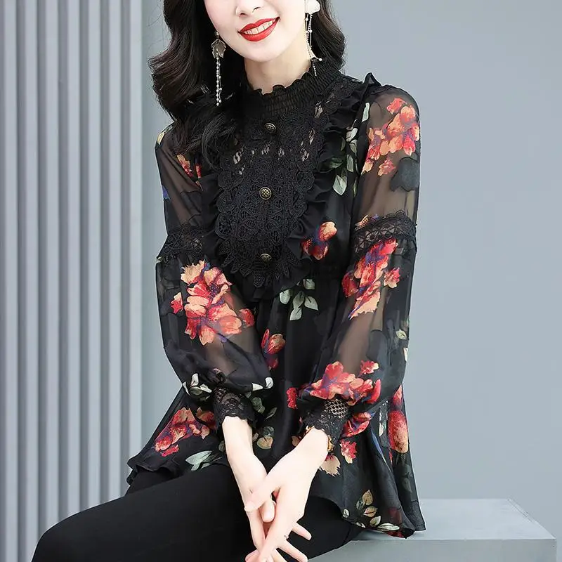 

Chiffon shirt female 2022 spring new high-end lace splicing French upper European goods super fairy beautiful long sleeve blouse