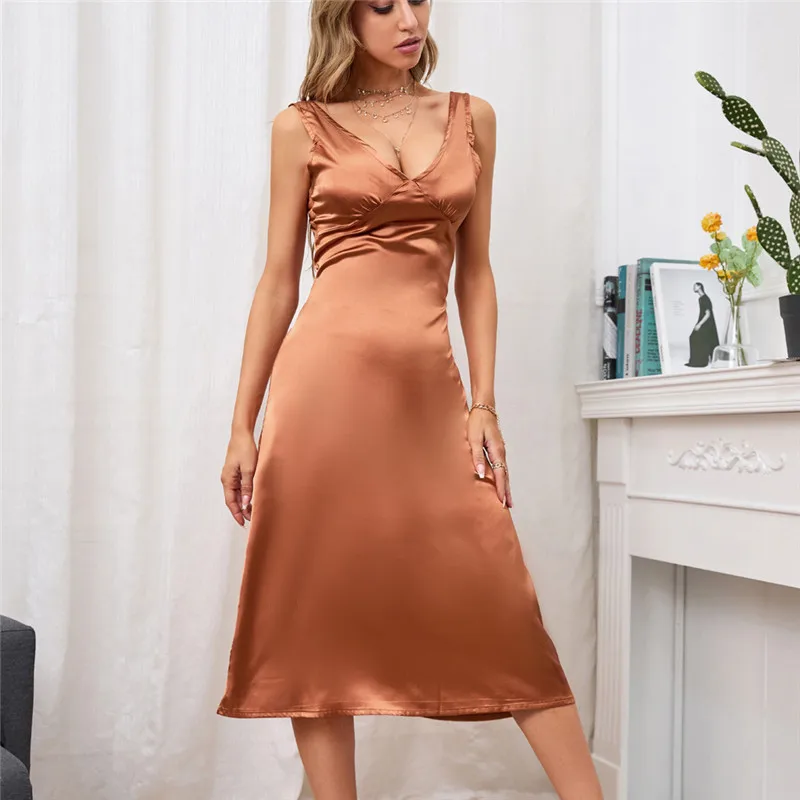 

Evening Banquet Party Women Dress Fashion Sleeveless Sexy Backless V-neck Slim Dress 2022 New Summer Solid Tank Dresses Vestidos