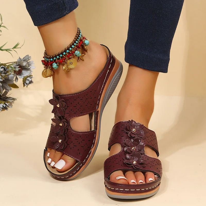 Summer Women's Slippers Platform Sandals Beach Hollow Out Shoes for Women 2023 Lightweight Wedge Flip Flops Sandales Femmes été