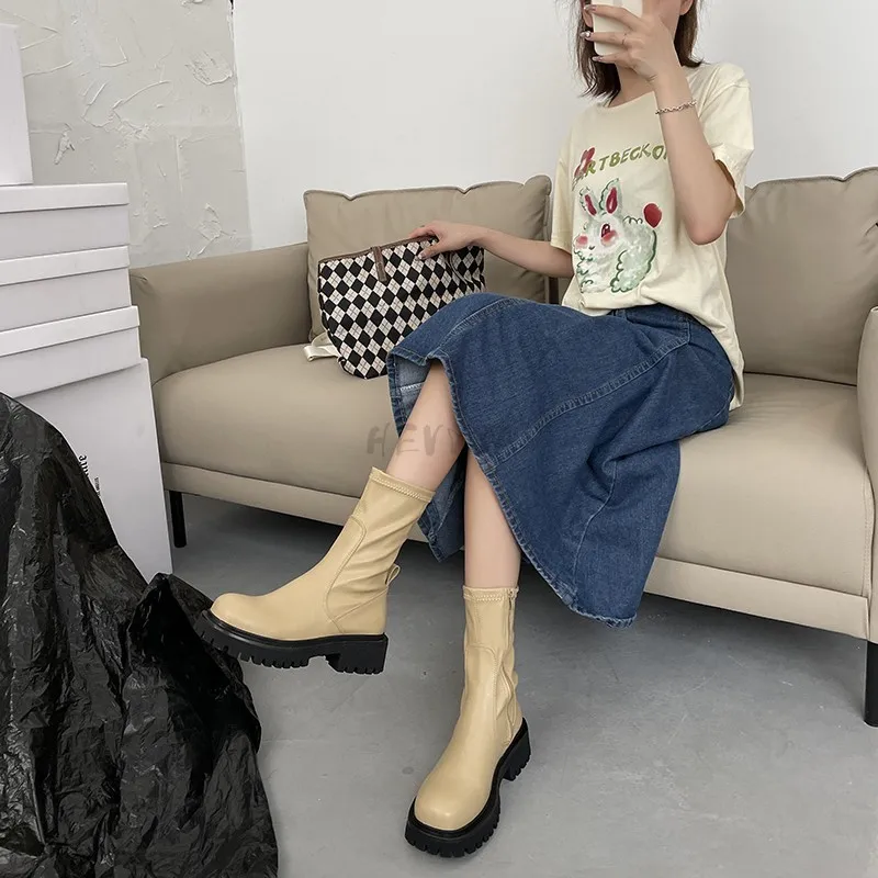 Ladies 2023 Women's Platform Chelsea  Black Martens Mid Calf Boots Pipe Autumn Winter Flat Short Leather Rubber Comfortable