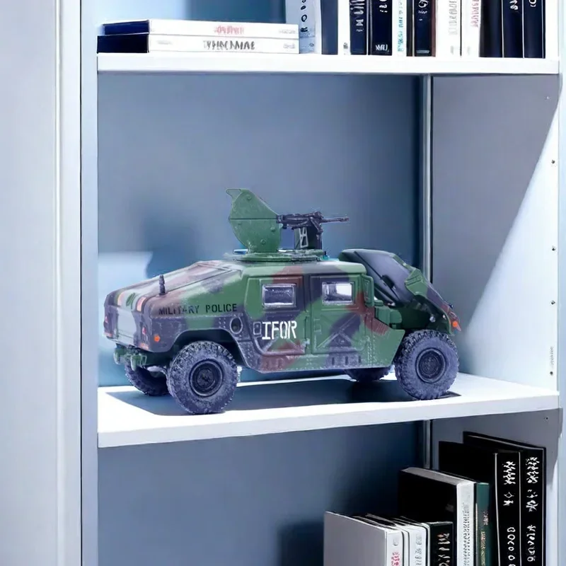 Литая под давлением модель танка P12500AD US M1046 в масштабе 1:64 2024 (с пусковой