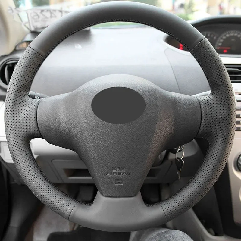 

Чехол Кожаный Перфорированный для Toyota RAV4 2006 - 2012 Yaris 2007 - 2011 Vios 2008 -2013