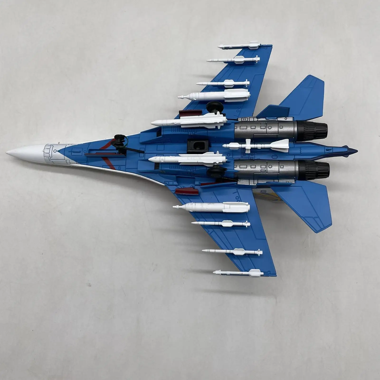 

1/100 Scale Aircraft Airplane Fighter Diecast for Shelf Decoration Birthday