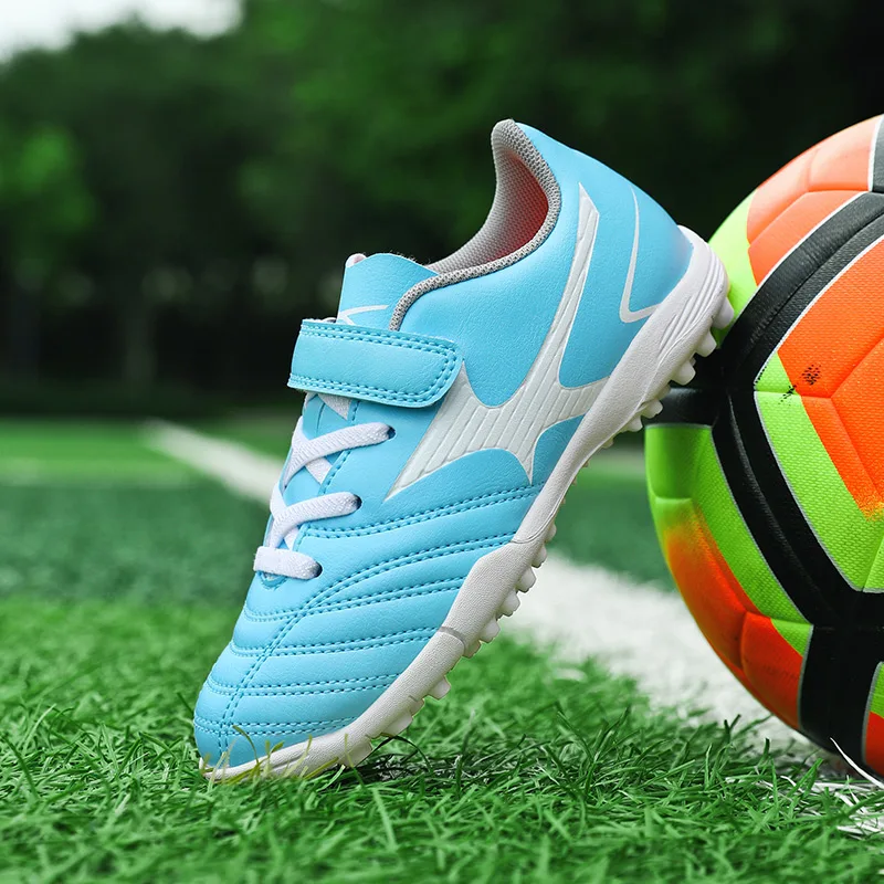 High quality Kids Football Shoes Children Sneakers Boys Indoor Soccer Shoe Cleats Football Boots Turf Sneakers chuteira campo